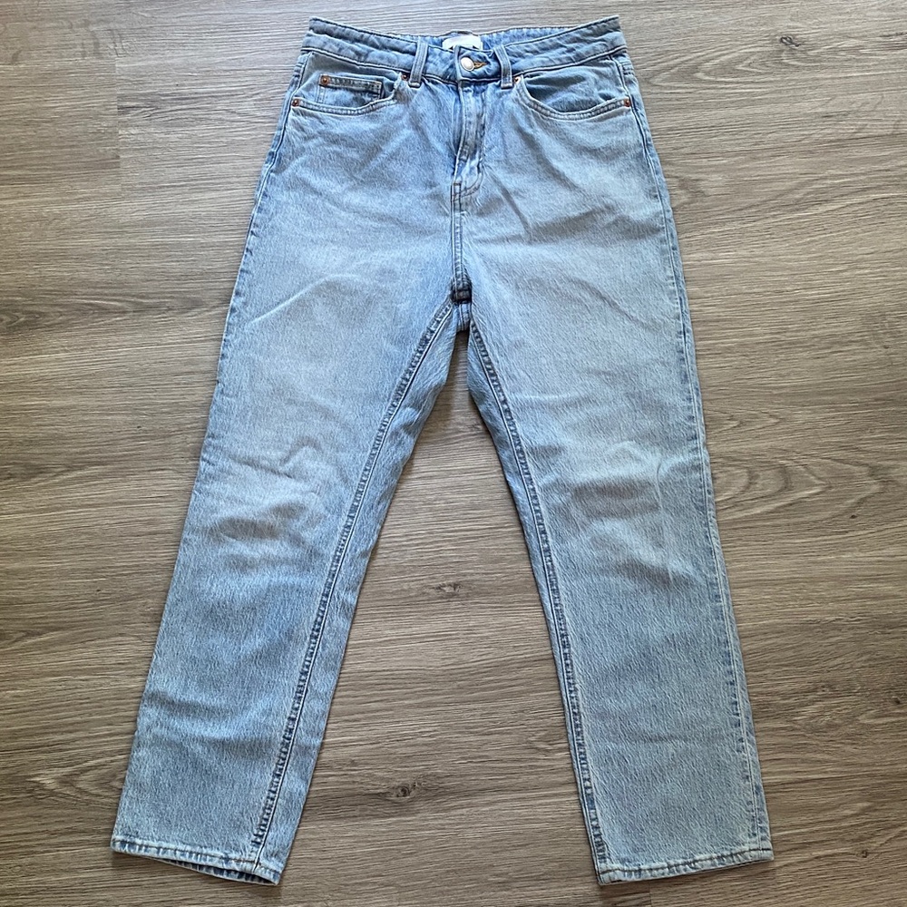 089. H&M Light Blue Denim Jeans